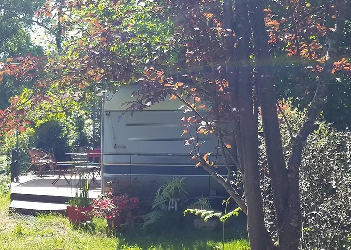 L'ermitage Au Sein D'un Jardin Forêt Près De L'océan Camping