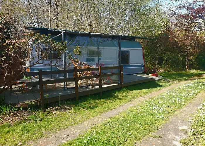 Camping L'ermitage Au Sein D'un Jardin Forêt Près De L'océan *