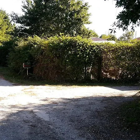 Camping L'ermitage Au Sein D'un Jardin Foret Pres De L'ocean