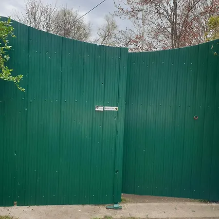 L'hermitage Au Sein D'un Jardin Foret Pres De L'ocean