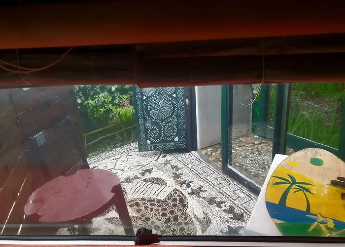 Parque de Campismo L'ermitage Au Sein D'un Jardin Forêt Près De L'océan